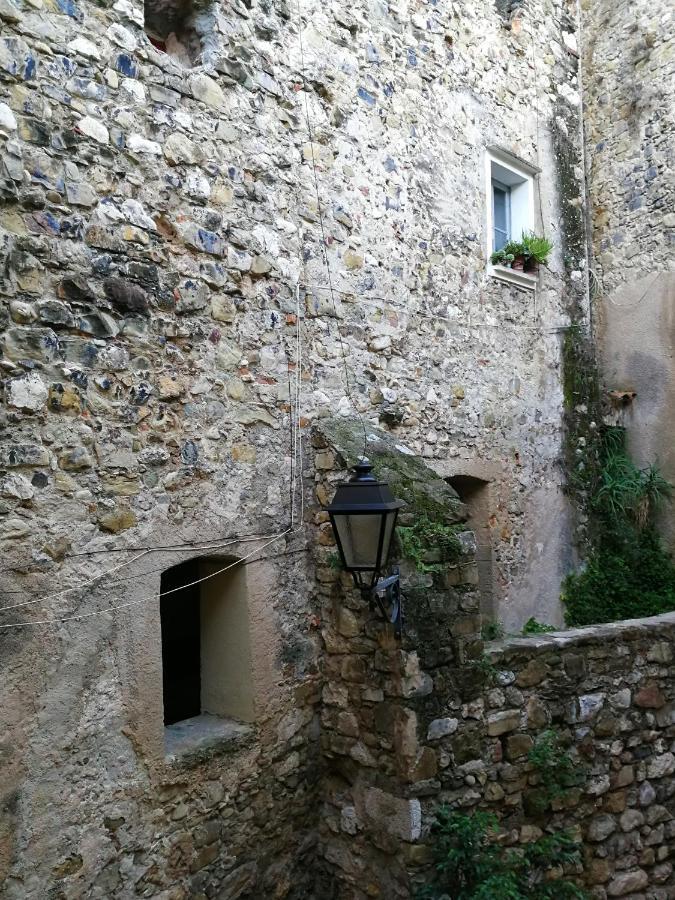 Maison De Ville Typique Mentonnaise Exterior photo